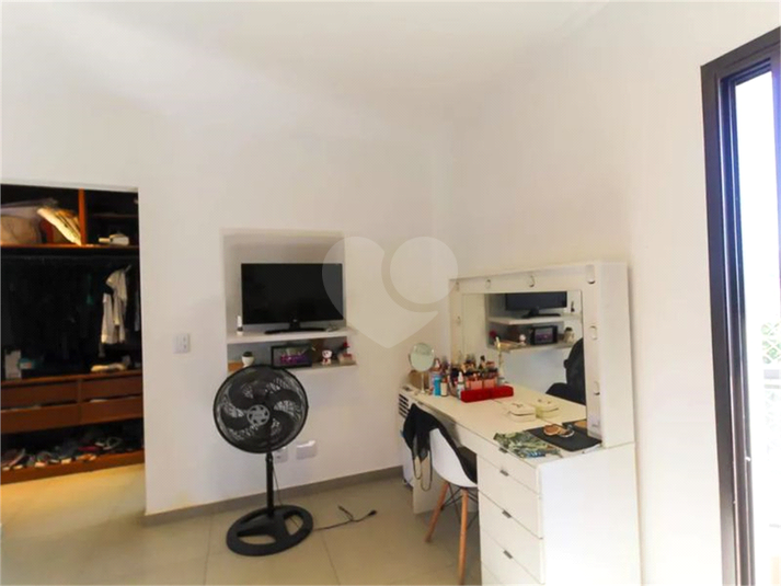 Foto REO1121951