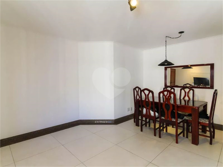 Foto REO1121951