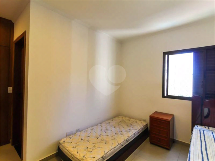 Foto REO1121951