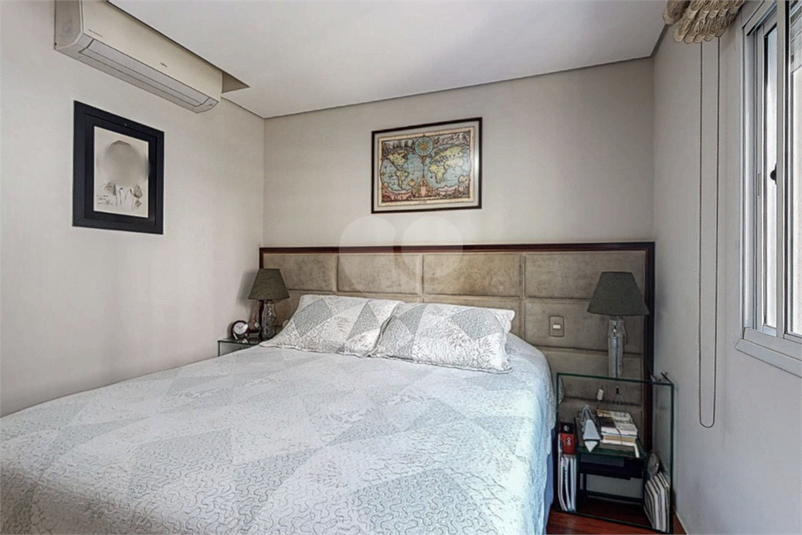 Foto REO1121959