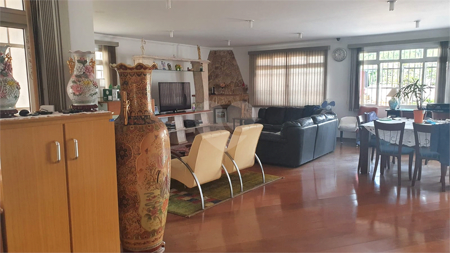 Foto REO1122037