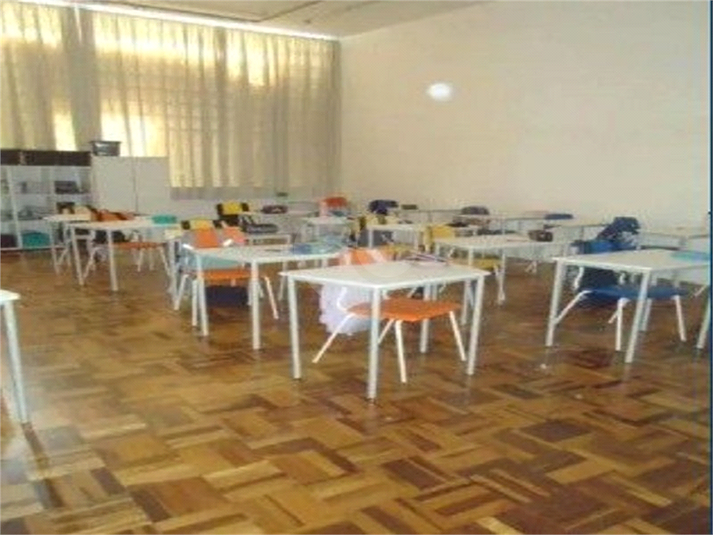 Foto REO1122038
