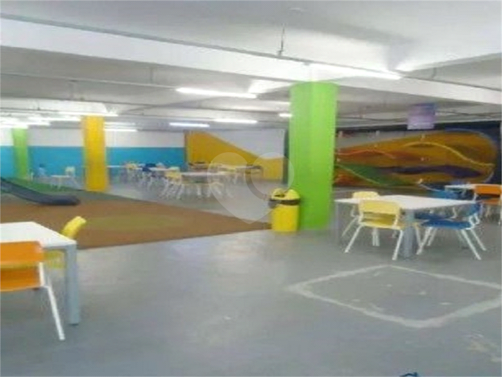 Foto REO1122038