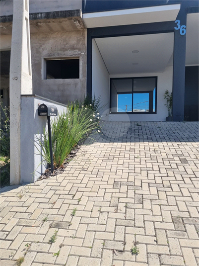 Foto REO1122061