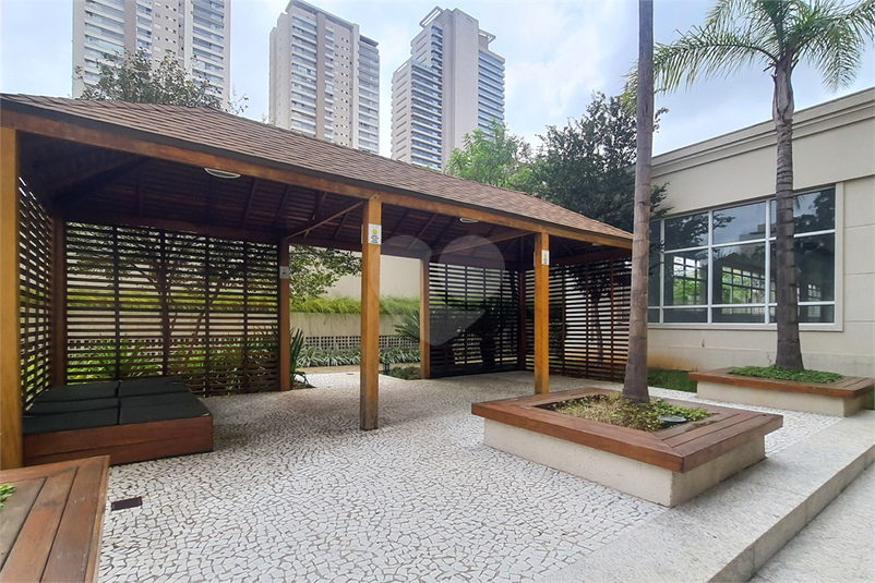Foto REO1122081