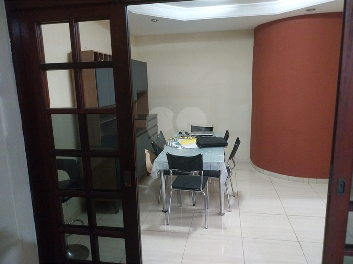 Foto REO1122133