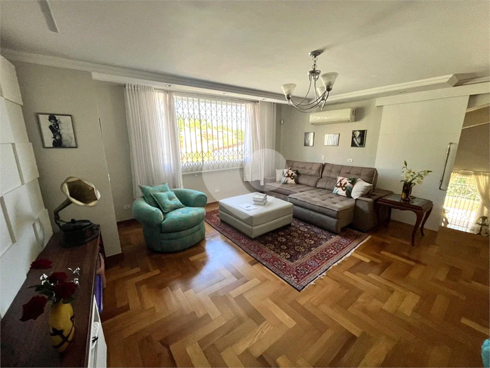 Foto REO1122162