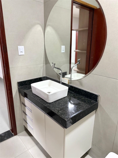 Foto REO1122185