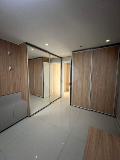 Foto REO1122186