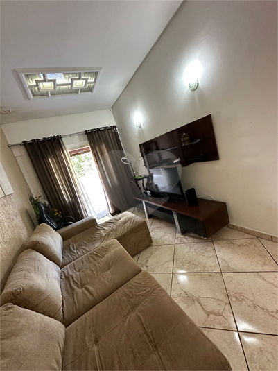Foto REO1122229