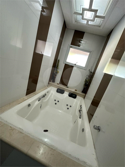 Foto REO1122229