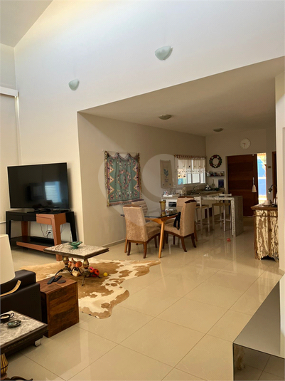 Foto REO1122232