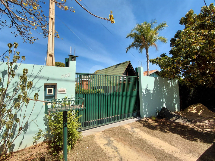 Foto REO1122233