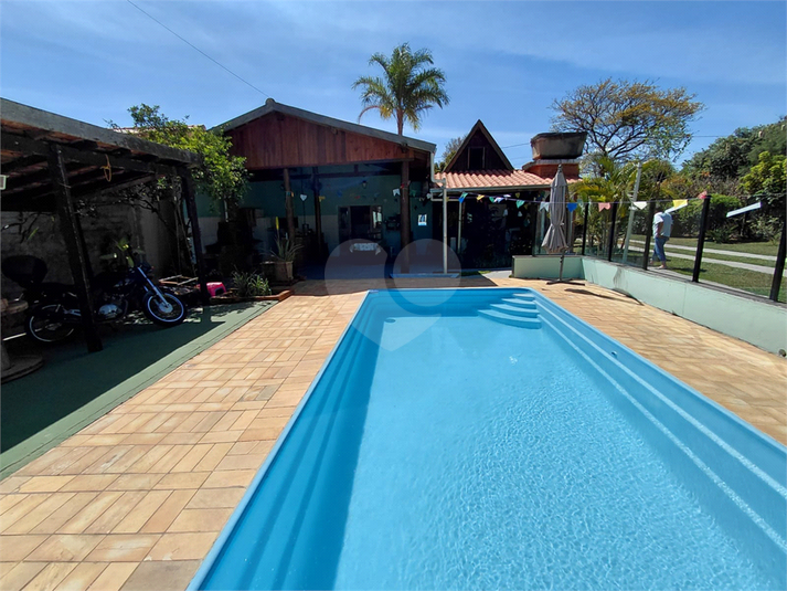 Foto REO1122233