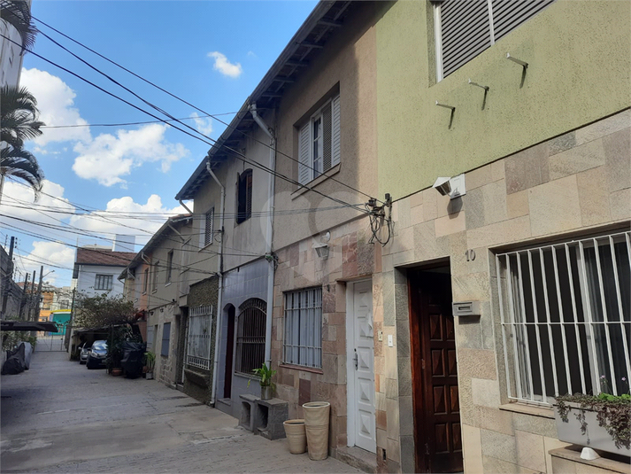 Foto REO1122240
