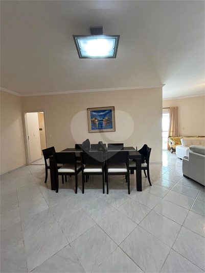 Foto REO1122244