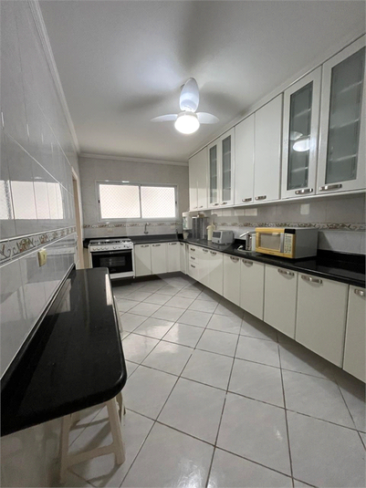 Foto REO1122244