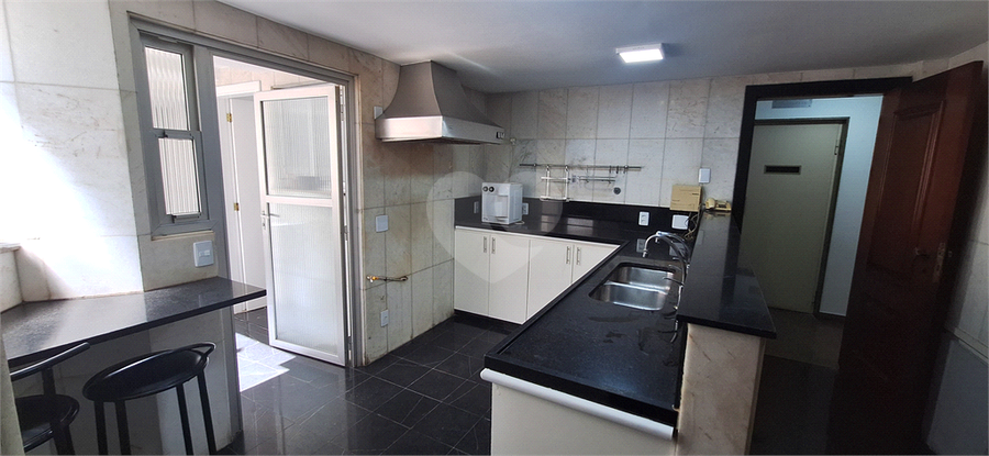 Foto REO1122246