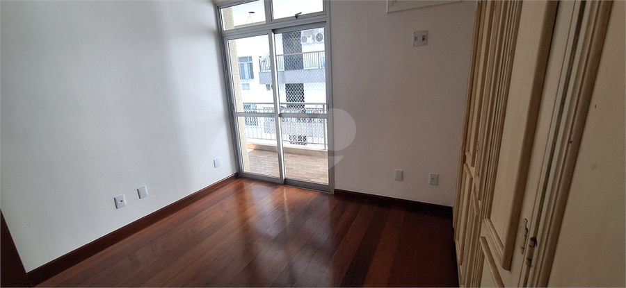 Foto REO1122246