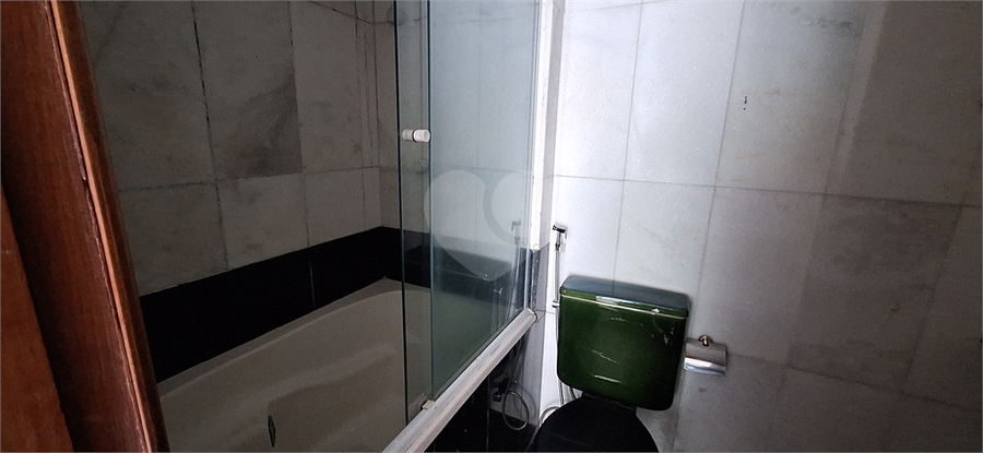 Foto REO1122246