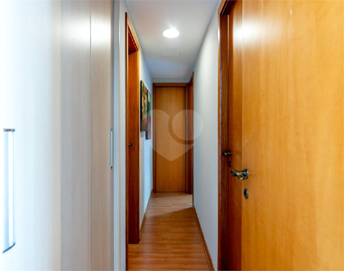 Foto REO1122247