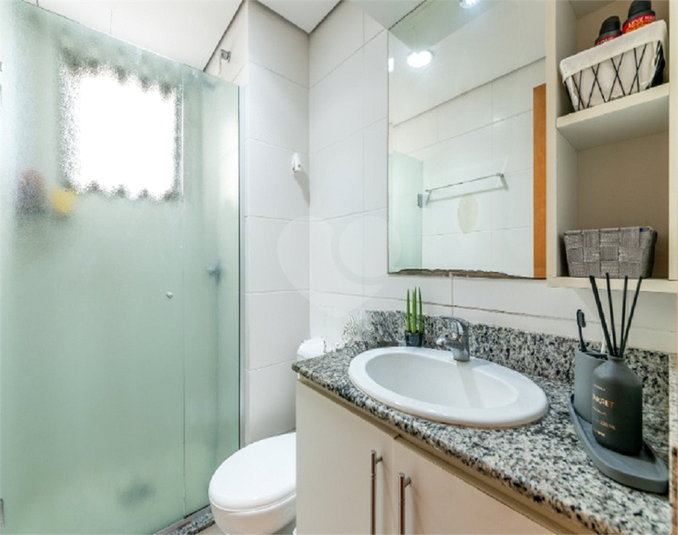 Foto REO1122247