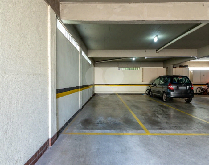 Foto REO1122247