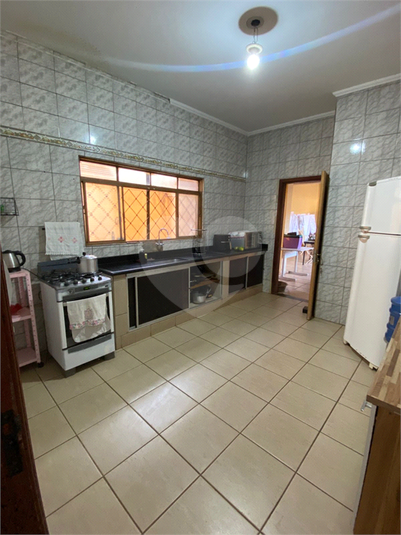 Foto REO1122265
