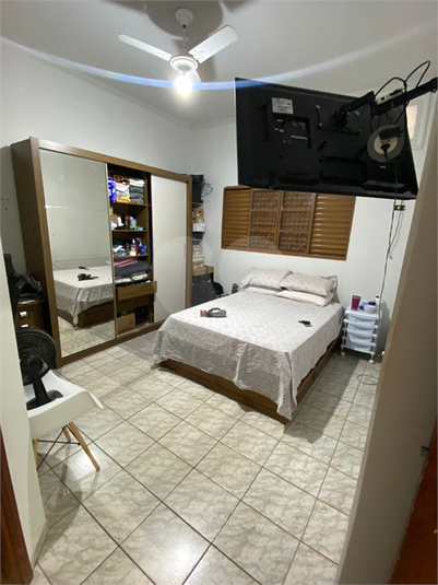 Foto REO1122265