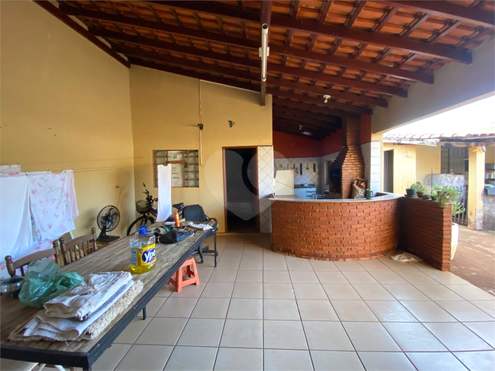 Foto REO1122265