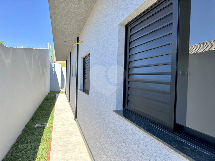 Foto REO1122278