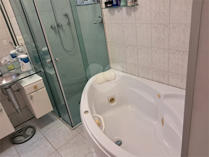 Foto REO1122289