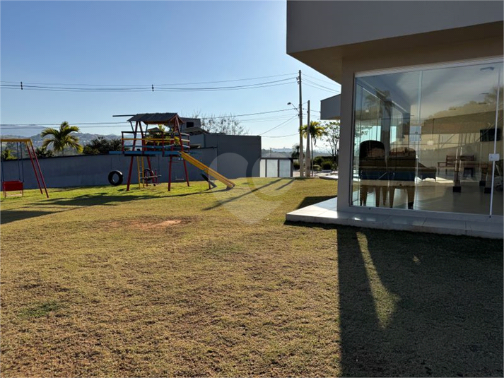 Foto REO1122321