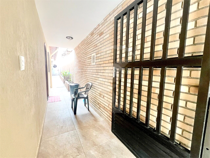 Foto REO1122336