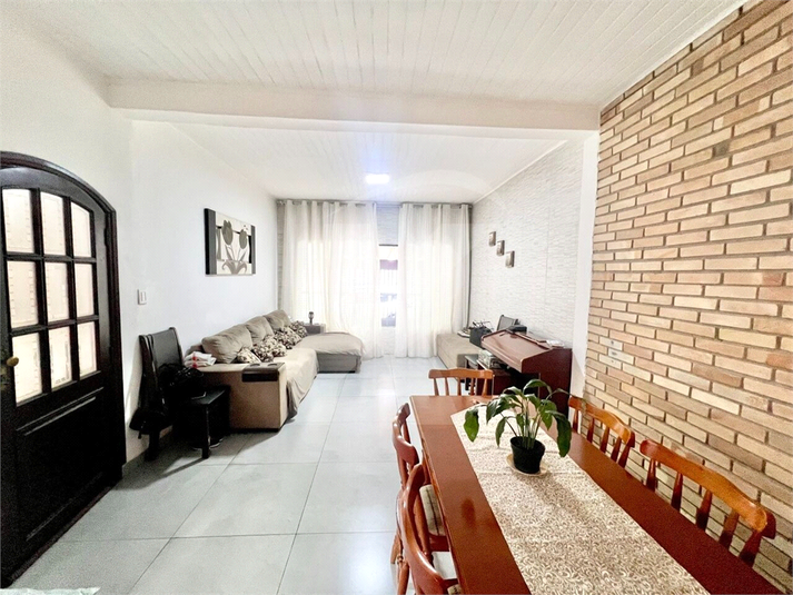 Foto REO1122336