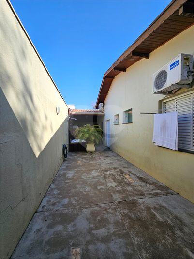 Foto REO1122339