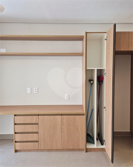 Foto REO1122370