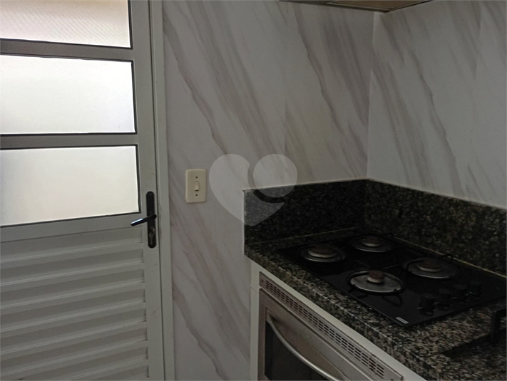 Foto REO1122376