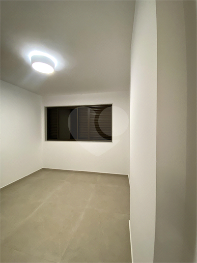 Foto REO1122399