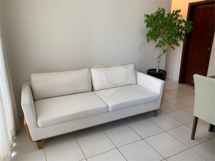 Foto REO1122404