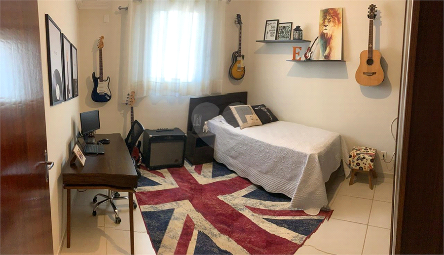 Foto REO1122404