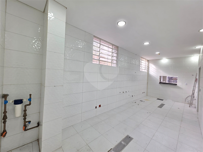 Foto REO1122439