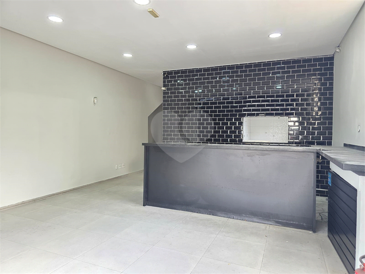 Foto REO1122439