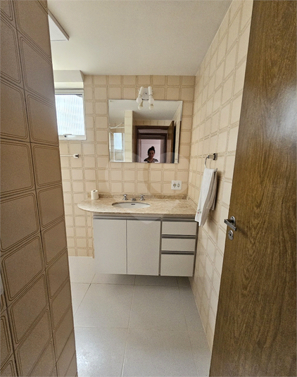 Foto REO1122440