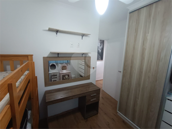 Foto REO1122443