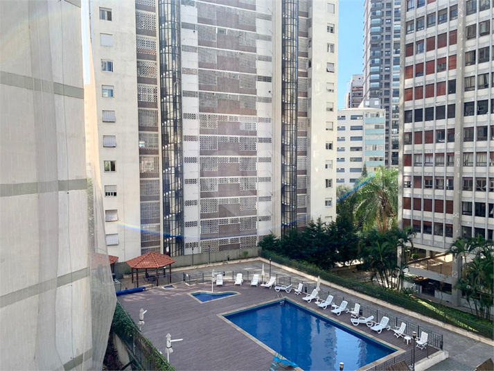Foto REO1122464