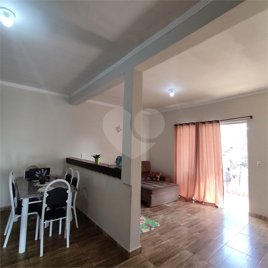 Foto REO1122466