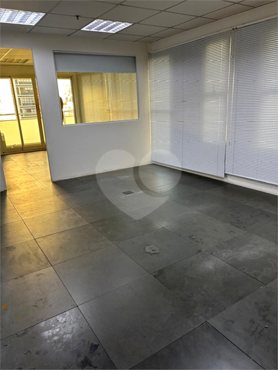 Foto REO1122467