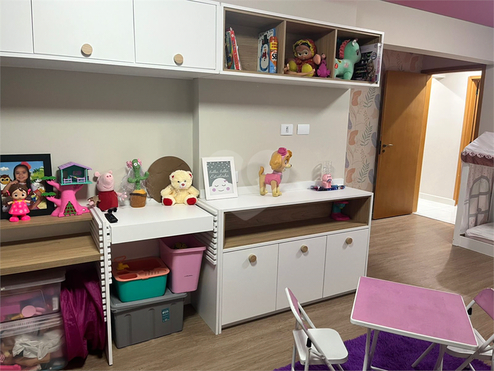 Foto REO1122476