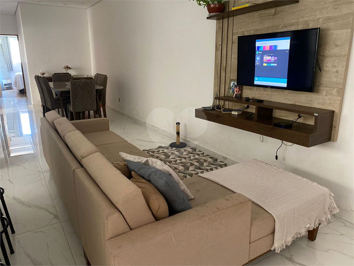 Foto REO1122488